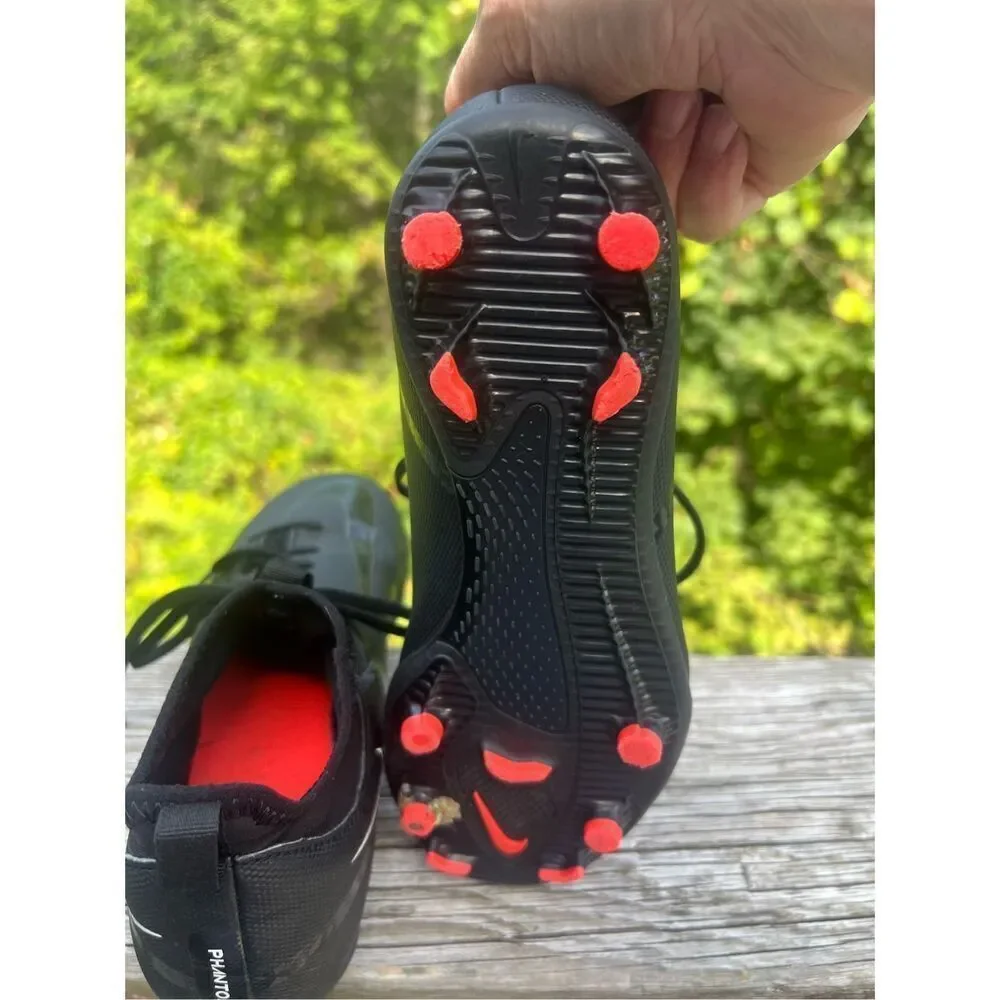 Nike Junior Phantom GT2 Club Dynamic-Fit FG - Black/Summit White/Bright Crimson